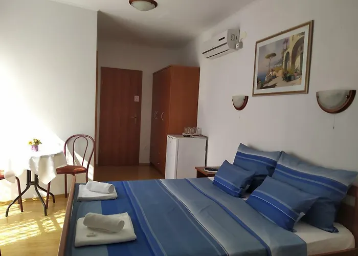 Pansion Ribica Affittacamere 3*