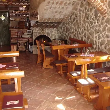 Pansion Ribica Vendégház 3*